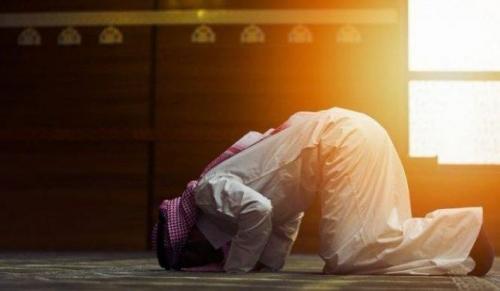 Niat Sholat Qobliyah Dan Ba Diyah Dzuhur Dengan Artinya Serta Tata Cara