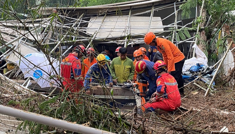 Korban Tertimbun Longsor Di Cisarua Bogor Ditemukan Begini Kondisinya