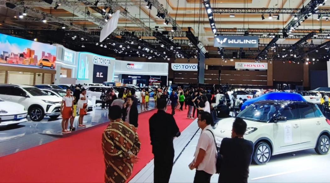 Merek Mobil Terlaris Di Indonesia Pada Semester Pertama Toyota