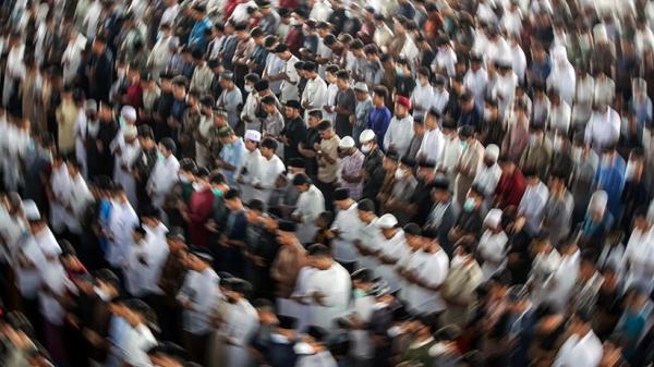 Tata Cara Sholat Idul Adha Bacaan Niat Lengkap Tulisan Arab Latin Arti