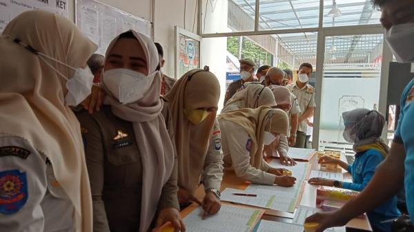 Cegah Penyalahgunaan Narkoba BNN Kota Bandung Tes Urine 326 Pegawai Pemkot