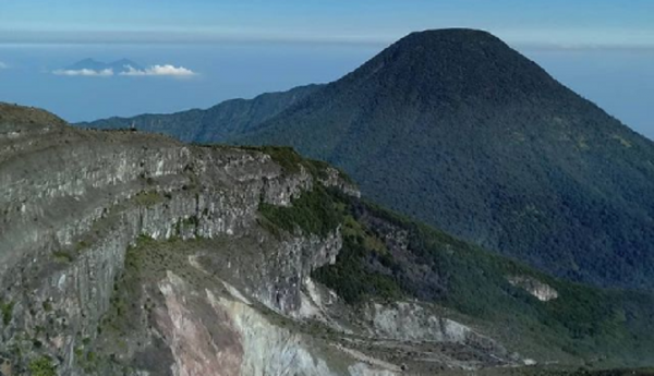 Fakta Menarik Gunung Gede Pangrango Terdapat Spot Favorit Soe Hok Gie