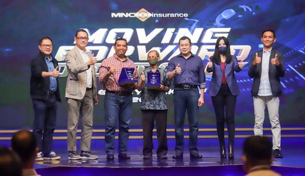 Foto Foto Kick Off Program Keagenan MNC Insurance 2022