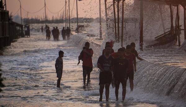 Cilacap Terancam Gempa Magnitudo 8 7 Dan Tsunami Ini Penjelasan