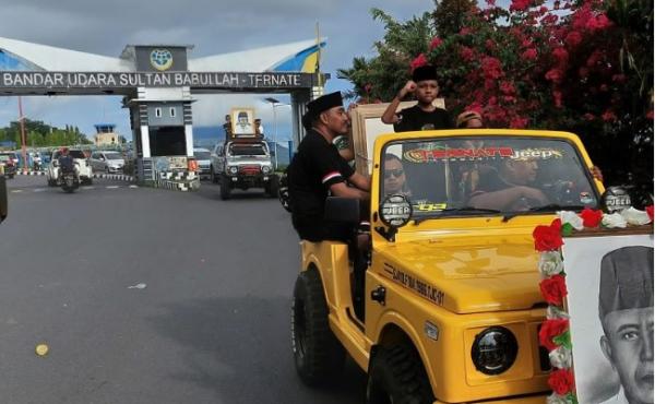 Jemput Piagam Pahlawan Salahuddin Bin Talabuddin Warga Ternate Tumpah