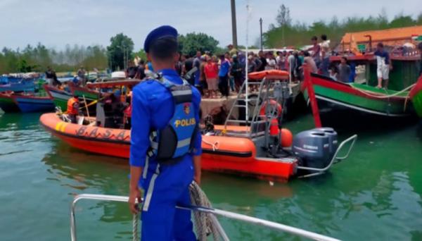 Kronologi Kapal Tenggelam Di Perairan Cilacap 5 ABK Terombang Ambing