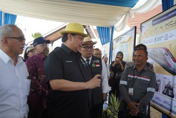 Kunjungi Jalan Tol Cisumdawu Dan Kota Sumedang Menko Airlangga