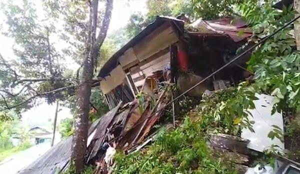 Banjir Di Padang Telan Korban Jiwa 2 Balita Tewas Tertimbun Longsor