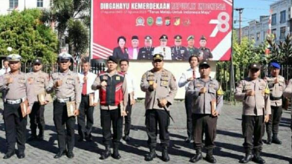 Berprestasi 27 Personel Polresta Manado Terima Penghargaan Dari Kapolresta