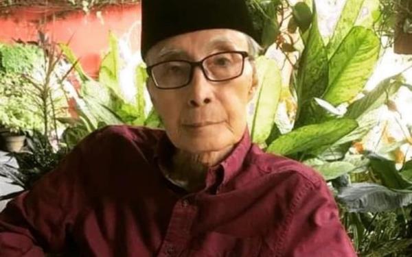 Biografi Sapardi Djoko Darmono Penyair Terkenal Indonesia Kelahiran Solo