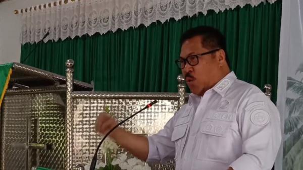 Irjen Kementan Ajak Warga Gereja Di Manado Tanam Pohon Untuk Ketahanan