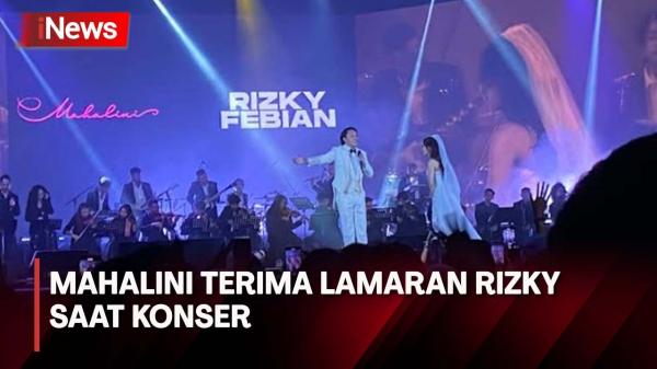 Momen Rizky Febian Berlutut Saat Lamar Mahalini Di Panggung Konser