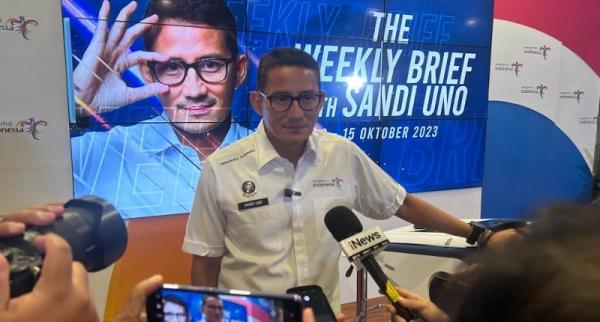 Bandara Kertajati Beroperasi Sandiaga Uno Targetkan Wisatawan Malaysia