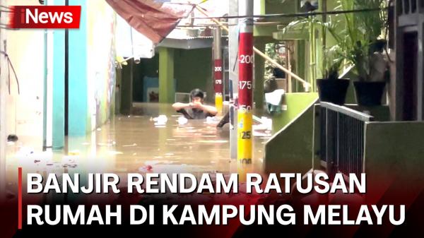 Ratusan Rumah Di Kampung Melayu Terendam Banjir Ketinggian Air Capai