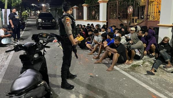 Bentrok Kelompok Perguruan Silat Pecah Di Solo Puluhan Remaja