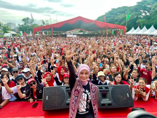 Apresiasi Sambutan Warga Manado Atikoh Kalau Ibu Bapak Saja Berjuang