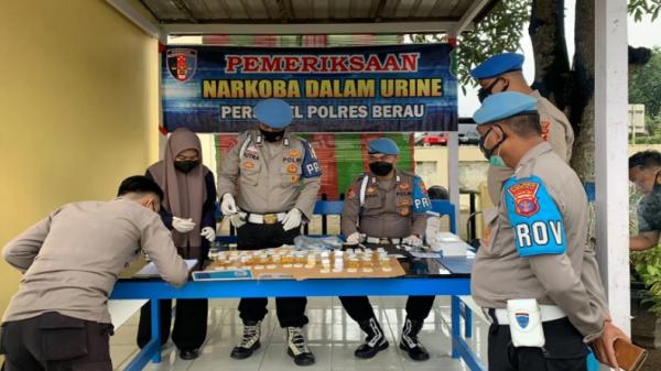 Dadakan Propam Tes Urine Acak Anggota Polres Berau