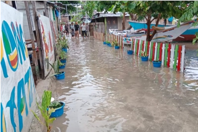 Banjir Rob Terjang Pulau Kodingareng Ratusan Rumah Terendam Banjir