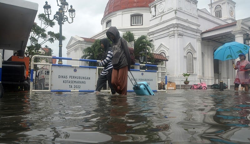 Foto Foto Kota Lama Semarang Terendam Banjir News On RCTI