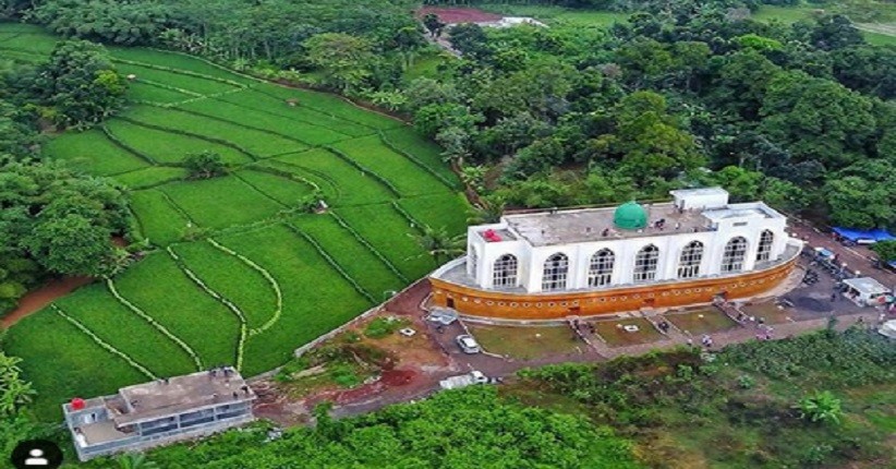 5 Masjid Dengan Arsitektur Unik Di Semarang Ada Yang Berbentuk Kapal