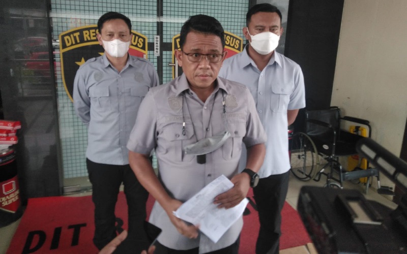 Ditreskrimsus Polda Jabar Serahkan Hasil Proses Sidik Pinjol Ilegal Ke