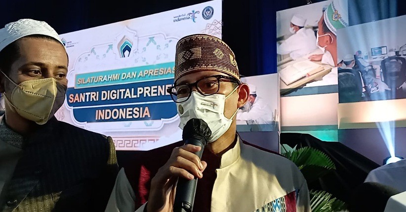 Sandiaga Uno Dukung Para Santri Jadi Content Kreatif Digital Di Era 4 0