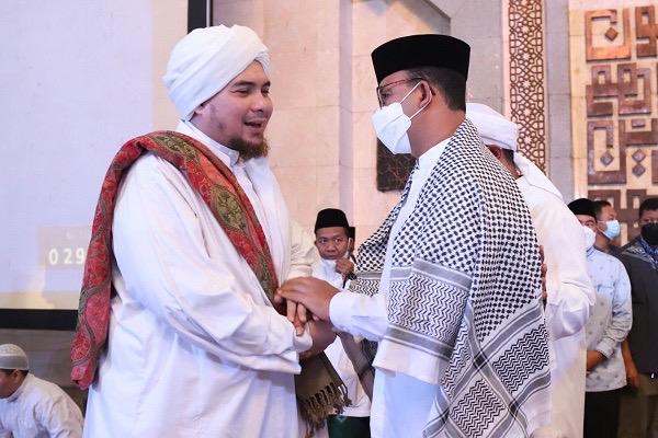 Hadiri Tabligh Akbar Dan Maulid Nabi Di Jic Anies Puji Ketertiban