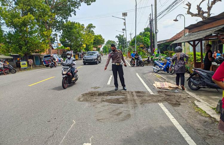 Tragis Tabrak Motor Yang Menyeberang Warga Purbalingga Tewas