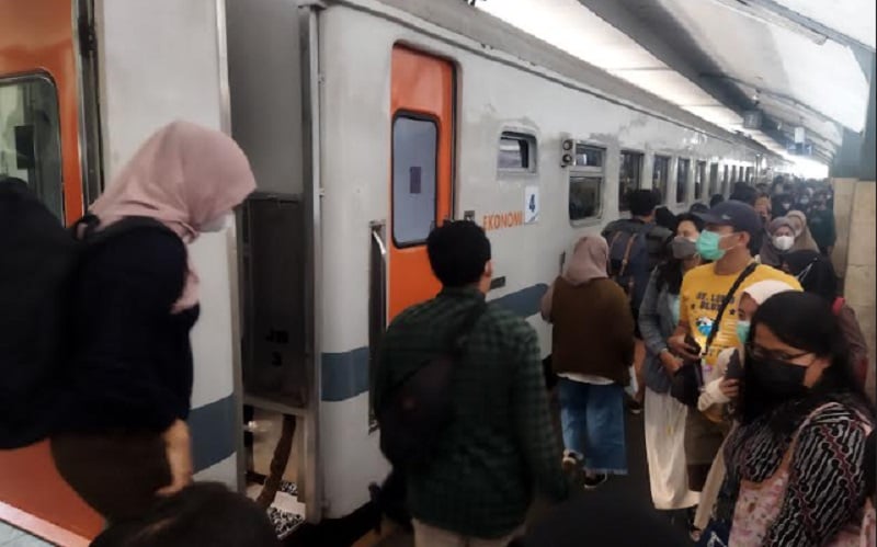 Pt Kai Daop Surabaya Siapkan Kereta Tambahan Untuk Angkutan Mudik