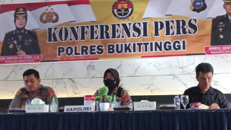 Mutasi Besar Besaran Polri Polwan Promosi