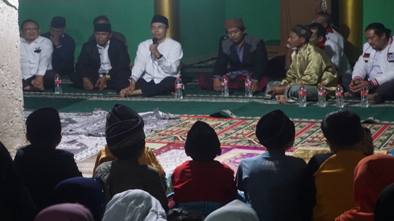 Sambangi Ponpes Di Cianjur Tgb Zainul Majdi Korban Gempa Tak Sendirian