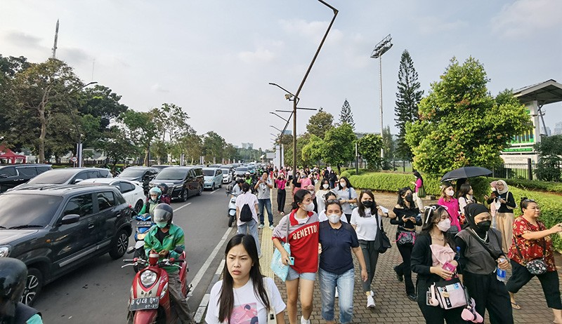 Macet Parah Imbas Konser Blackpink Blink Pilih Jalan Kaki