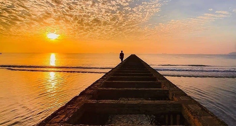 Tempat Wisata Di Cilacap Menyusuri Keindahan Pantai Teluk Penyu