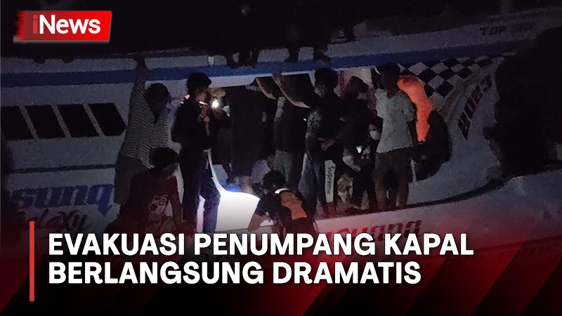 Cuaca Buruk Kapal Ikan Angkut 12 ABK Terdampar Di Pantai Neyama