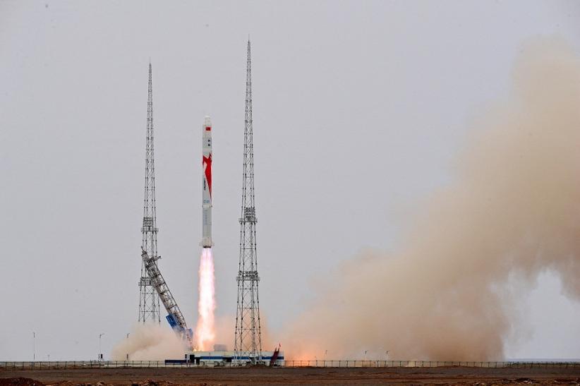 Kalahkan AS China Sukses Luncurkan Roket Berbahan Bakar Metana Cair