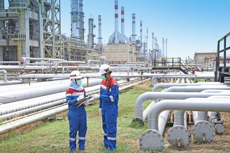 Green Refinery Komitmen Kilang Pertamina Capai Target Net Zero Emission