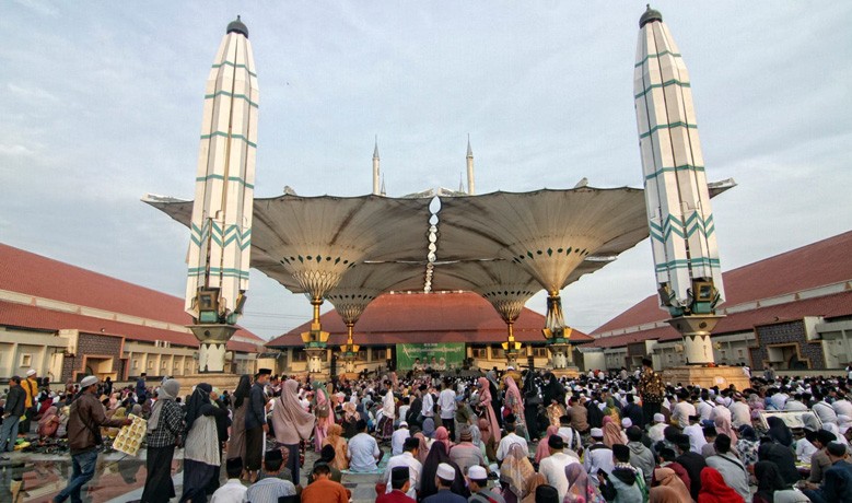 5 Tempat Wisata Religi Islam Di Kota Semarang Cocok Untuk Liburan