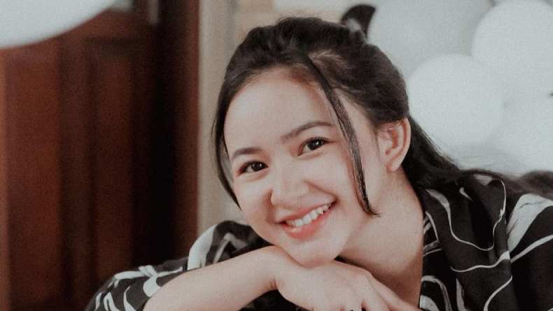 Profil Dan Biodata Adinda Azani Ratu FTV Yang Dianggap Baby Face