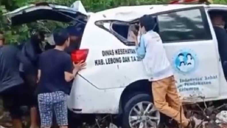 Identitas Korban Tewas Ambulans Kecelakaan Di Bengkulu Fatmawati Dan