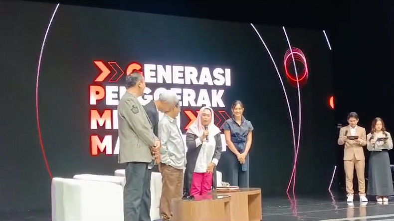 Yenny Wahid Beri Kejutan Ultah Ke Ganjar Presiden Kita Semoga