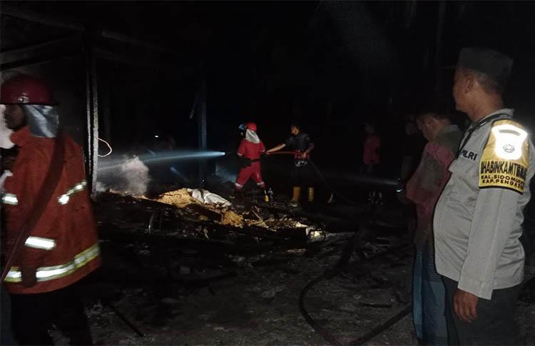 Ditinggal Ngaji Rumah Warga Kulonprogo Ludes Terbakar