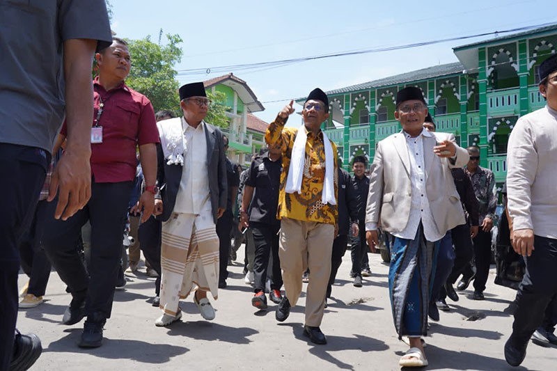 Ulama Barisan Lauhil Mahfud Se Priangan Timur Bertekad Menangkan