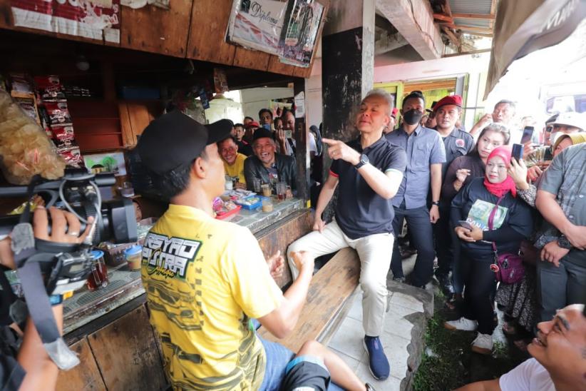 Ngopi Bareng Ganjar Sopir Truk Terima Kasih Pak Berhasil Berantas Pungli