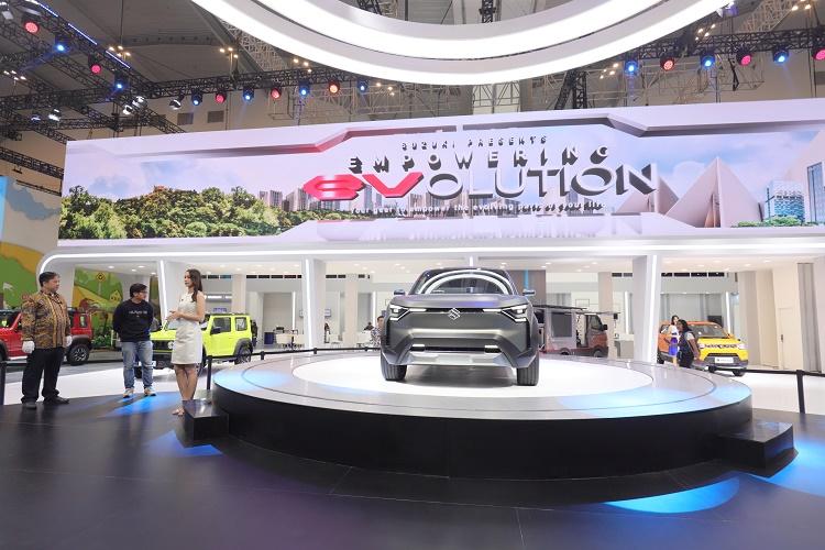 Tampil Di Giias Suzuki Hadirkan Konsep Mobil Listrik Suv Evx