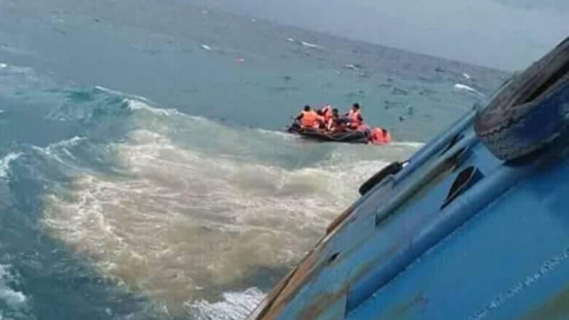 Foto Detik Detik Kapal Feri Lestari Maju Tenggelam Di Perairan Selayar