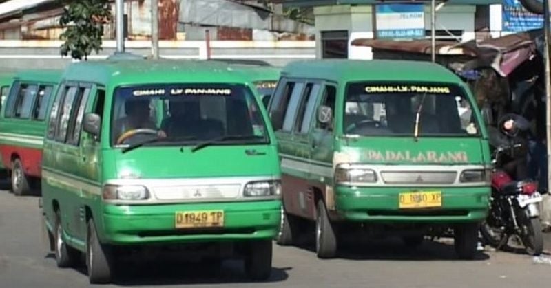 Bahlil Ungkap Kendaraan Pelat Kuning bakal Tetap Dapat Subsidi BBM   