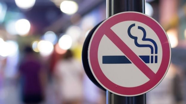 Draf Raperda Kawasan Tanpa Rokok Jakarta: Merokok Sembarangan Didenda Rp250.000