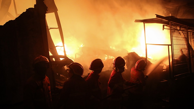 Kebakaran Hebat di Permukiman Padat Tana Toraja, Api dari Kompor Lupa Dimatikan