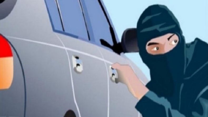 Ban Mobil Dicuri Saat Terparkir di Mal Jakpus, Polisi Turun Tangan