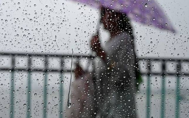 Prediksi Cuaca BMKG: Jakarta Diguyur Hujan Ringan Siang Ini